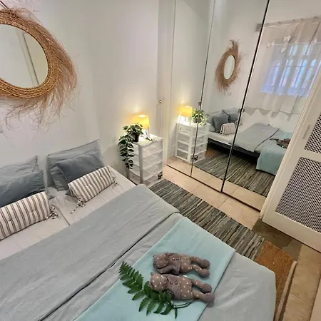 Sunny Terrace & Pool Apartman *