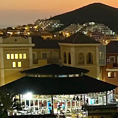 דירה Sunny Terrace & Pool