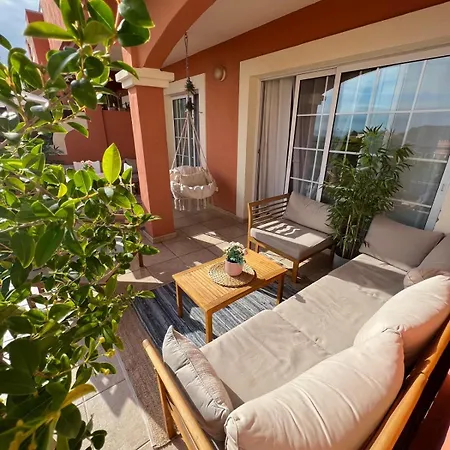 Sunny Terrace & Heated Pool *