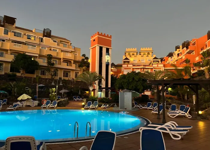 Sunny Terrace & Pool Плая-де-лас-Америкас